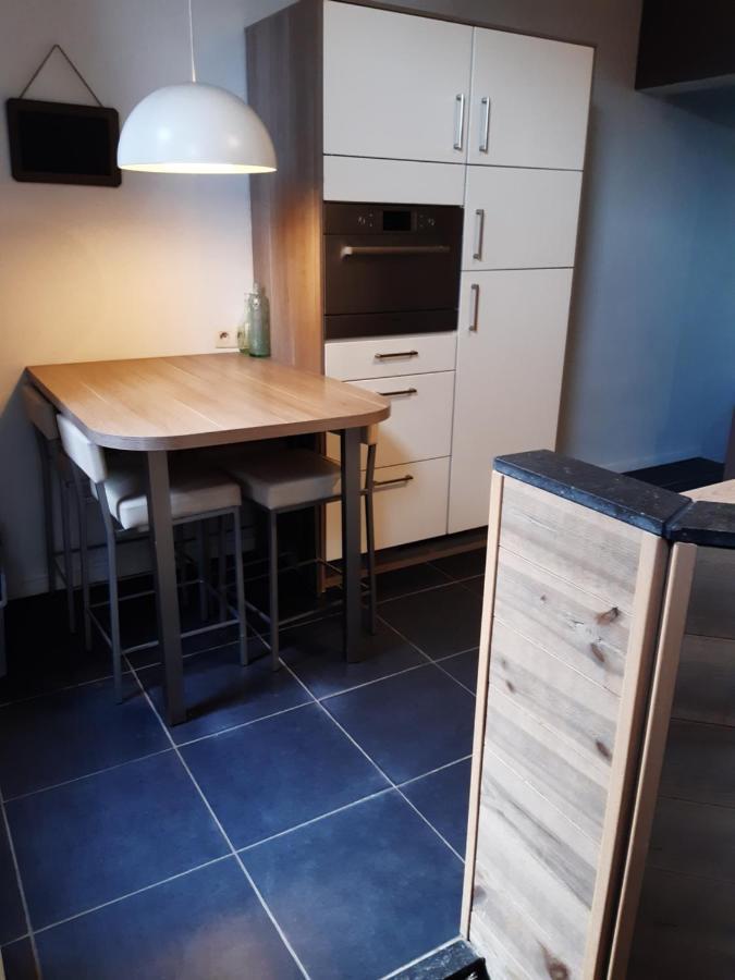 Maison Cosy Au Centre De Nivelles - Videosurveillance Exterieure Екстериор снимка